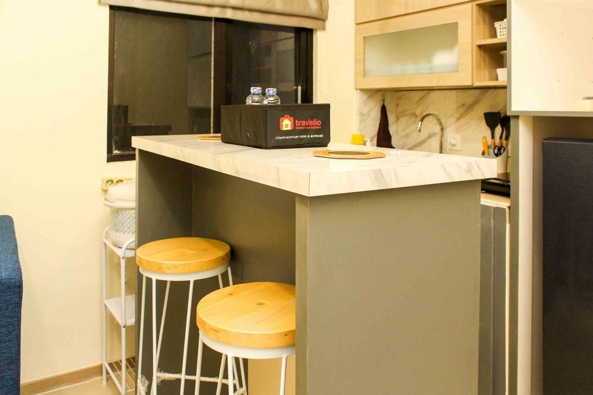 Apartemen Comfortable And Spacious 2br At Meikarta By Travelio Bekasi